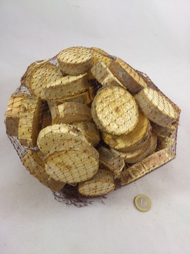 Wood slices +/- 3-8 cm in net 1 kg.